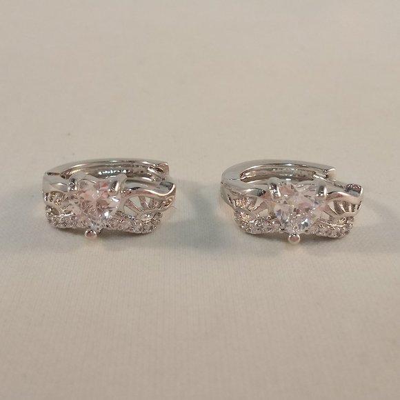 18K White Gold Filled Heart Diamond Zircon Carved Hoop Huggie Earrings .74ctw ea - Picture 2 of 4